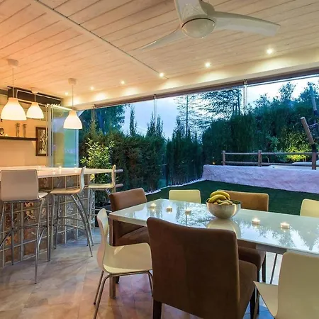 Casa Eucalyptus Family Estepona