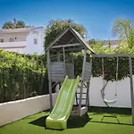 Holiday home Casa Eucalyptus Family