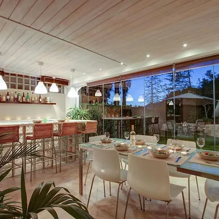 Casa Eucalyptus Family Естепона