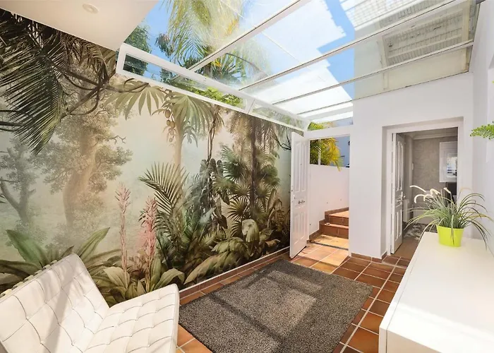 Casa Eucalyptus Family